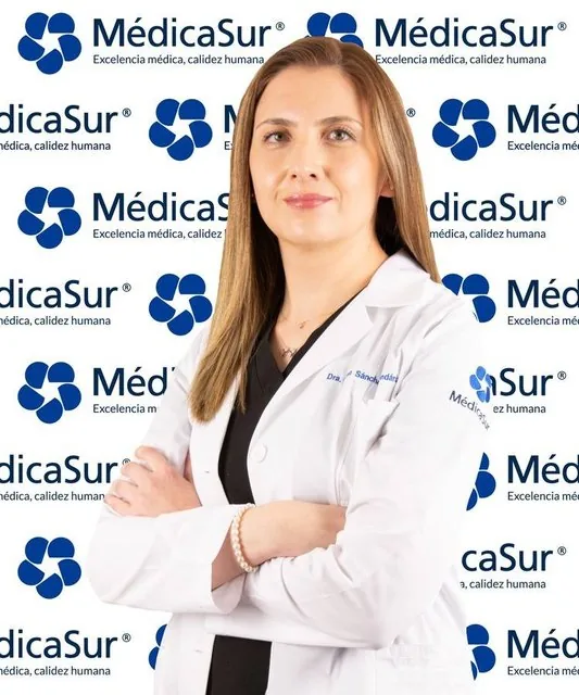DRA. KAREN SÁNCHEZ ARMENDÁRIZ Dermatología Médica Sur Copyright